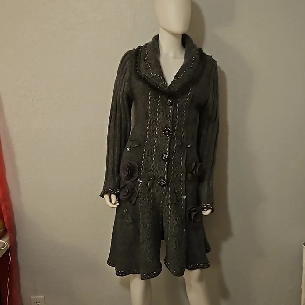 VTG FORLA PARIS 1990s Wool Fur Trim Rosette Longline Sweater Cardigan